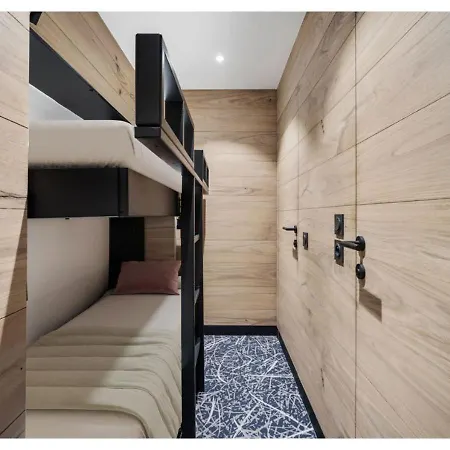 Premium Ski-in Out With Views Apartment *
